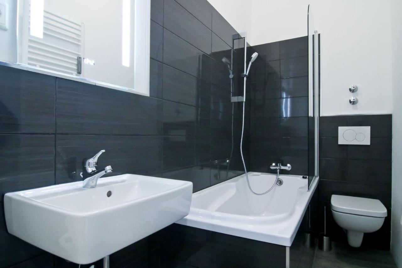 Apartmondo Ferienwohnungen Wuppertal Wichlinghaus Екстер'єр фото