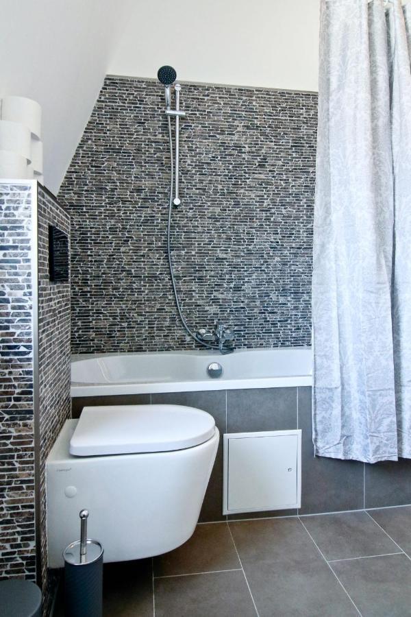Apartmondo Ferienwohnungen Wuppertal Wichlinghaus Екстер'єр фото