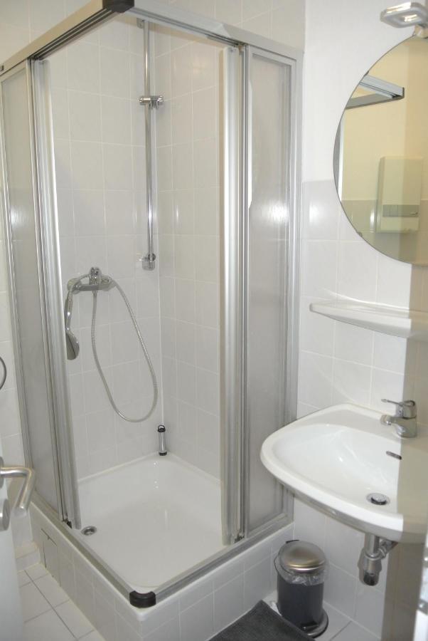 Apartmondo Ferienwohnungen Wuppertal Wichlinghaus Екстер'єр фото